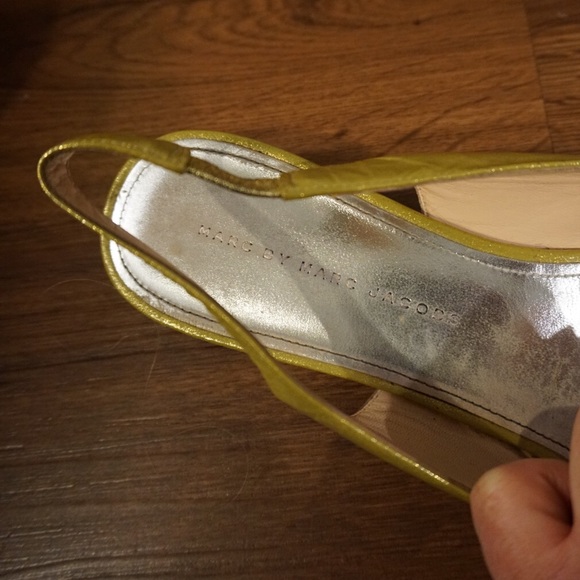 Marc by Marc Jacobs | Elastic Heel Ballet Flats - Picture 2 of 5